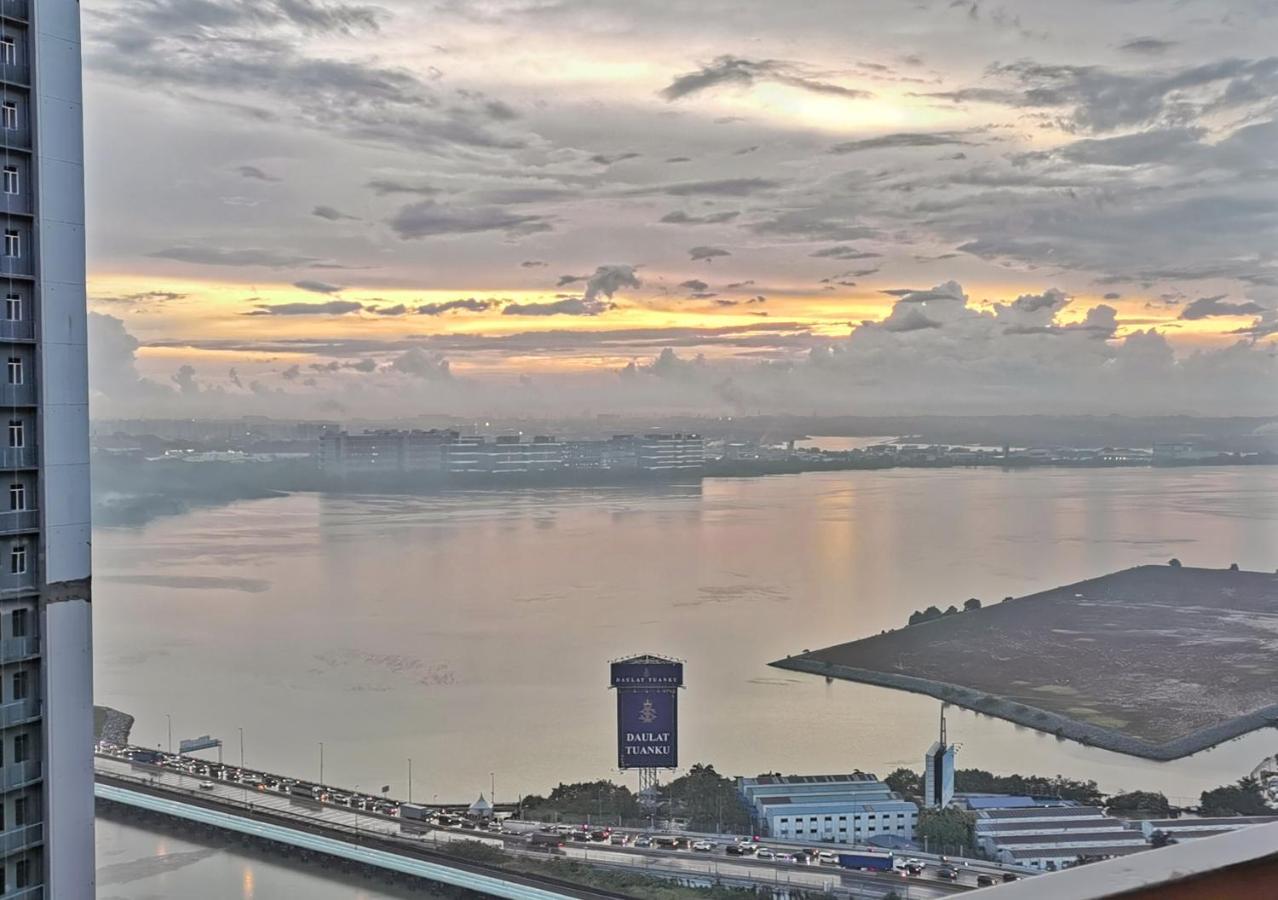Yussy 2 Bedrooms Condo At R&F Princess Cove Johor Bahru Buitenkant foto