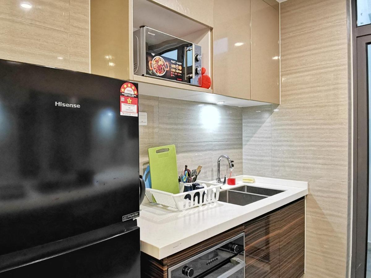 Yussy 2 Bedrooms Condo At R&F Princess Cove Johor Bahru Buitenkant foto